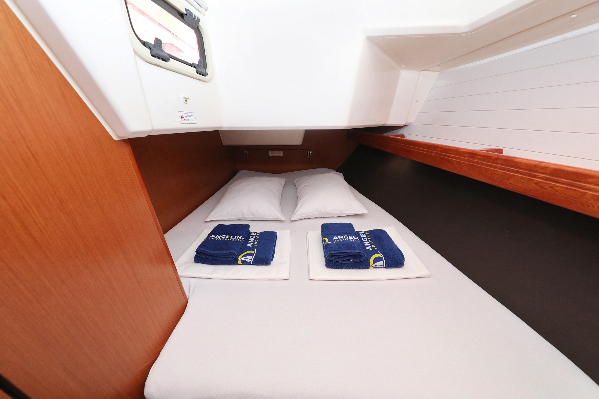 Bavaria Cruiser 37 - 3 cab. — photo 29