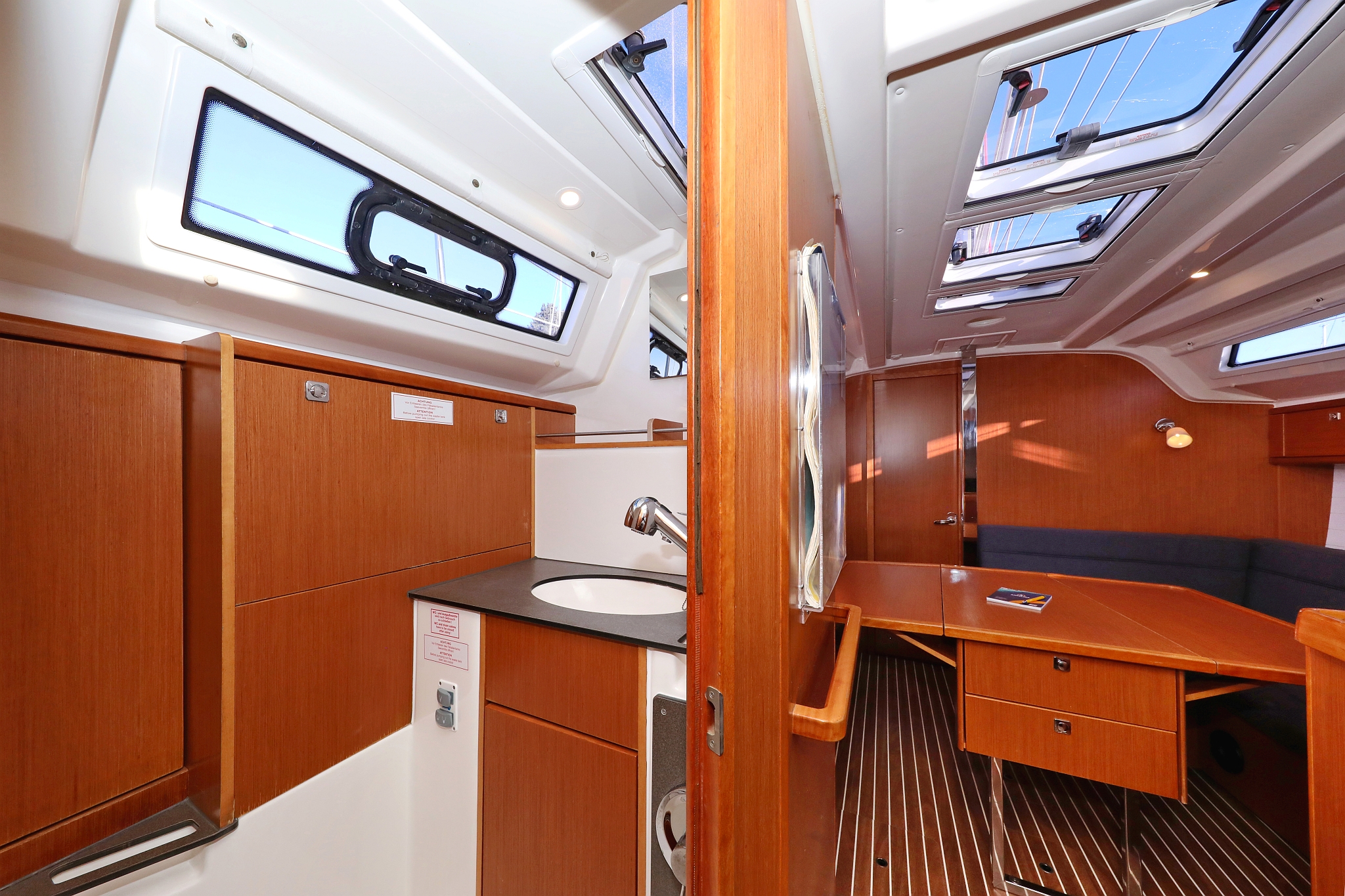 Bavaria Cruiser 37 - 3 cab. — photo 33