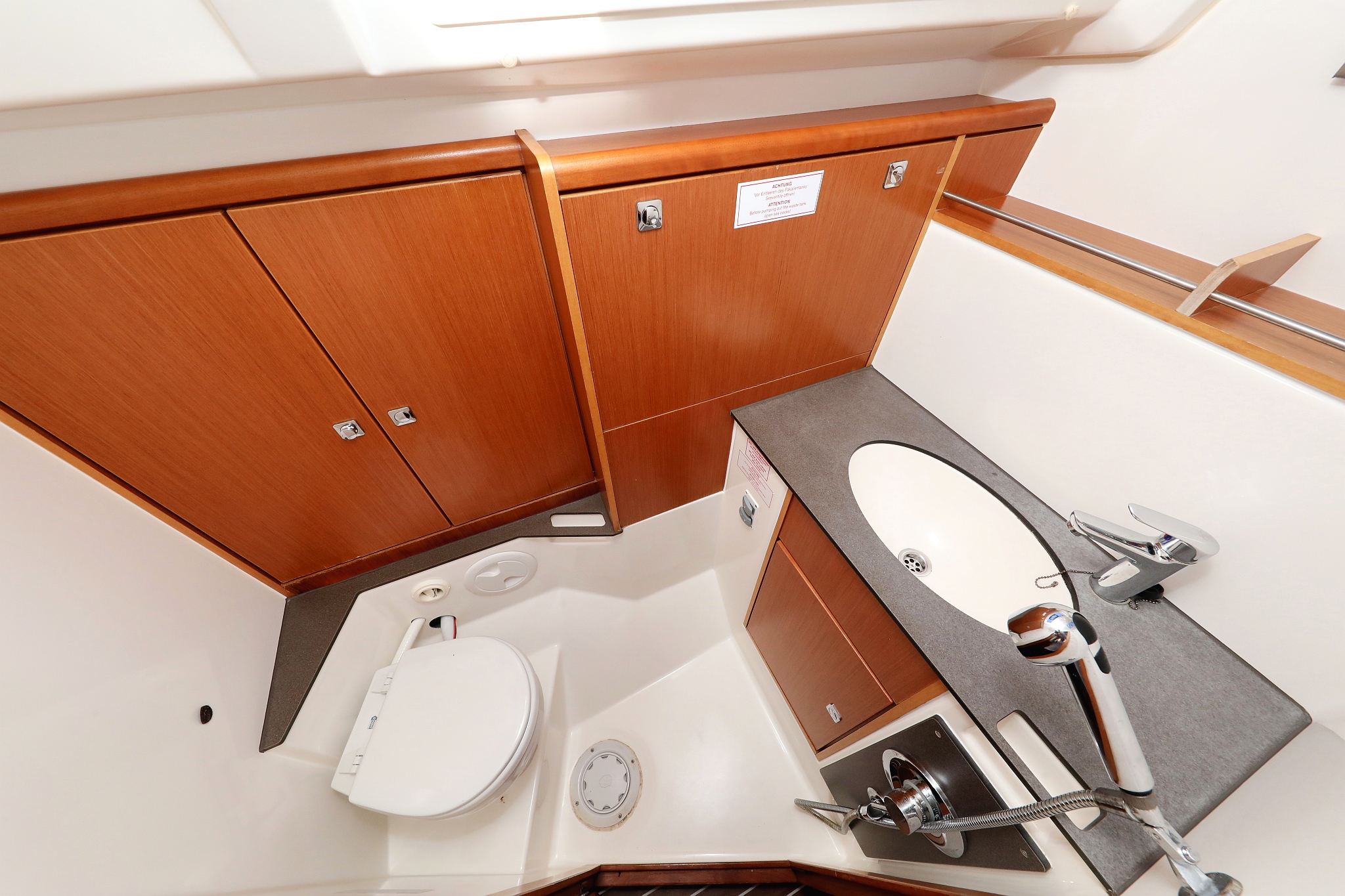 Bavaria Cruiser 37 - 3 cab. — photo 34