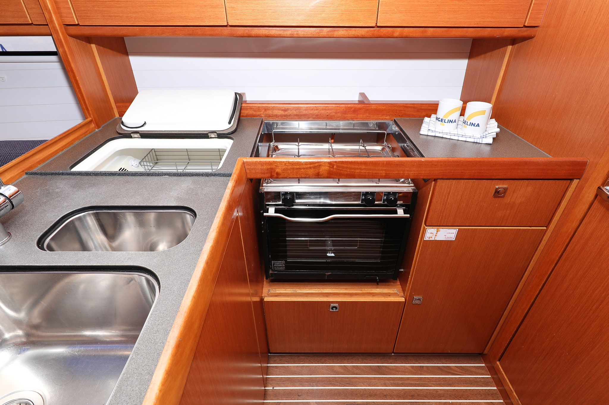 Bavaria Cruiser 37 - 3 cab. — photo 38