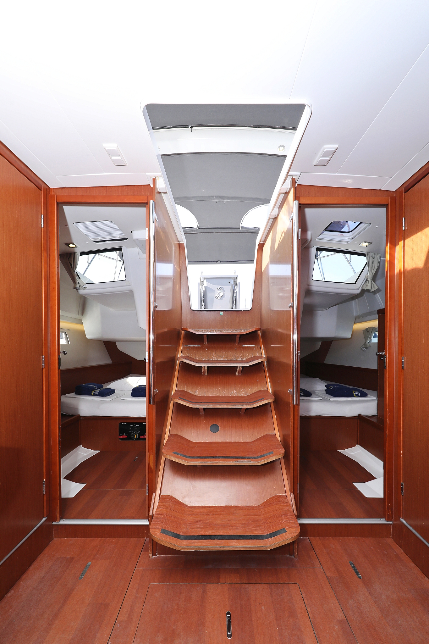 Oceanis 45 - 4 cab. — photo 23
