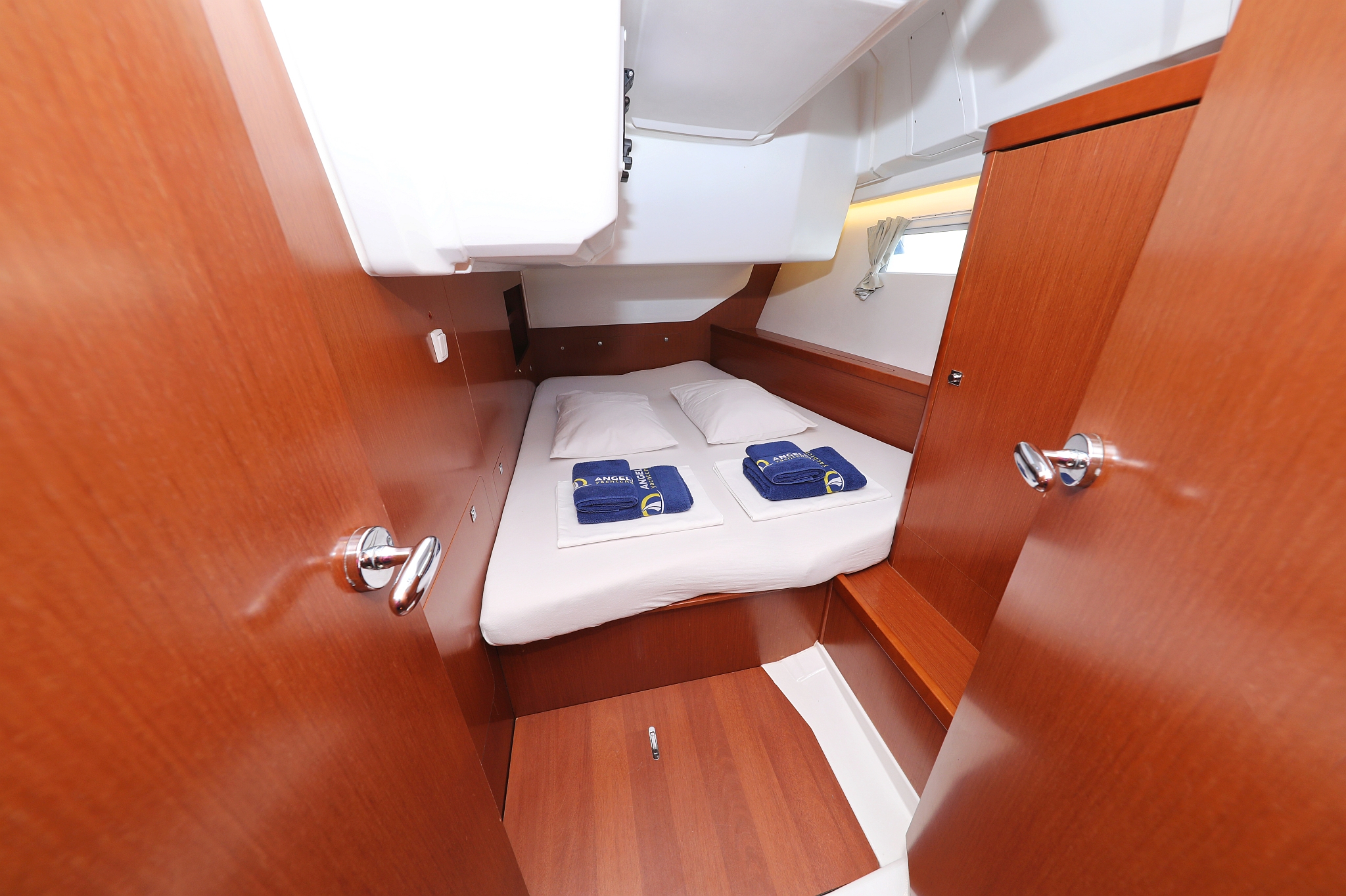 Oceanis 45 - 4 cab. — photo 27