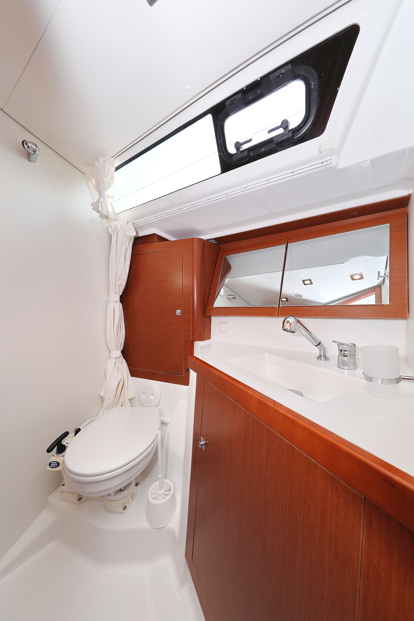 Oceanis 45 - 4 cab. — photo 33