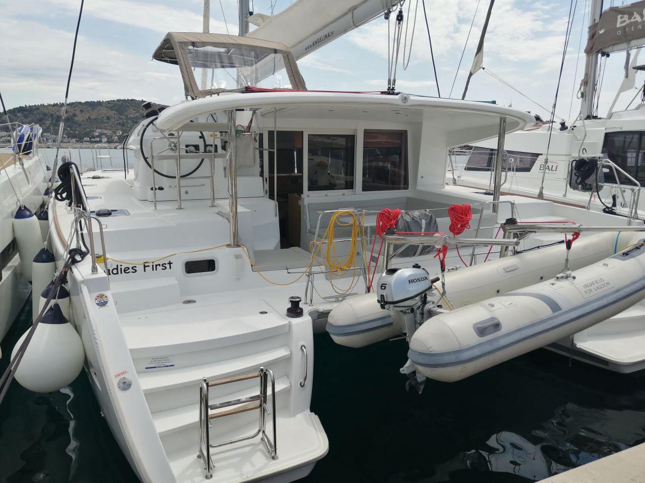 Lagoon 400 S2 - 4 + 2 cab. — photo 1