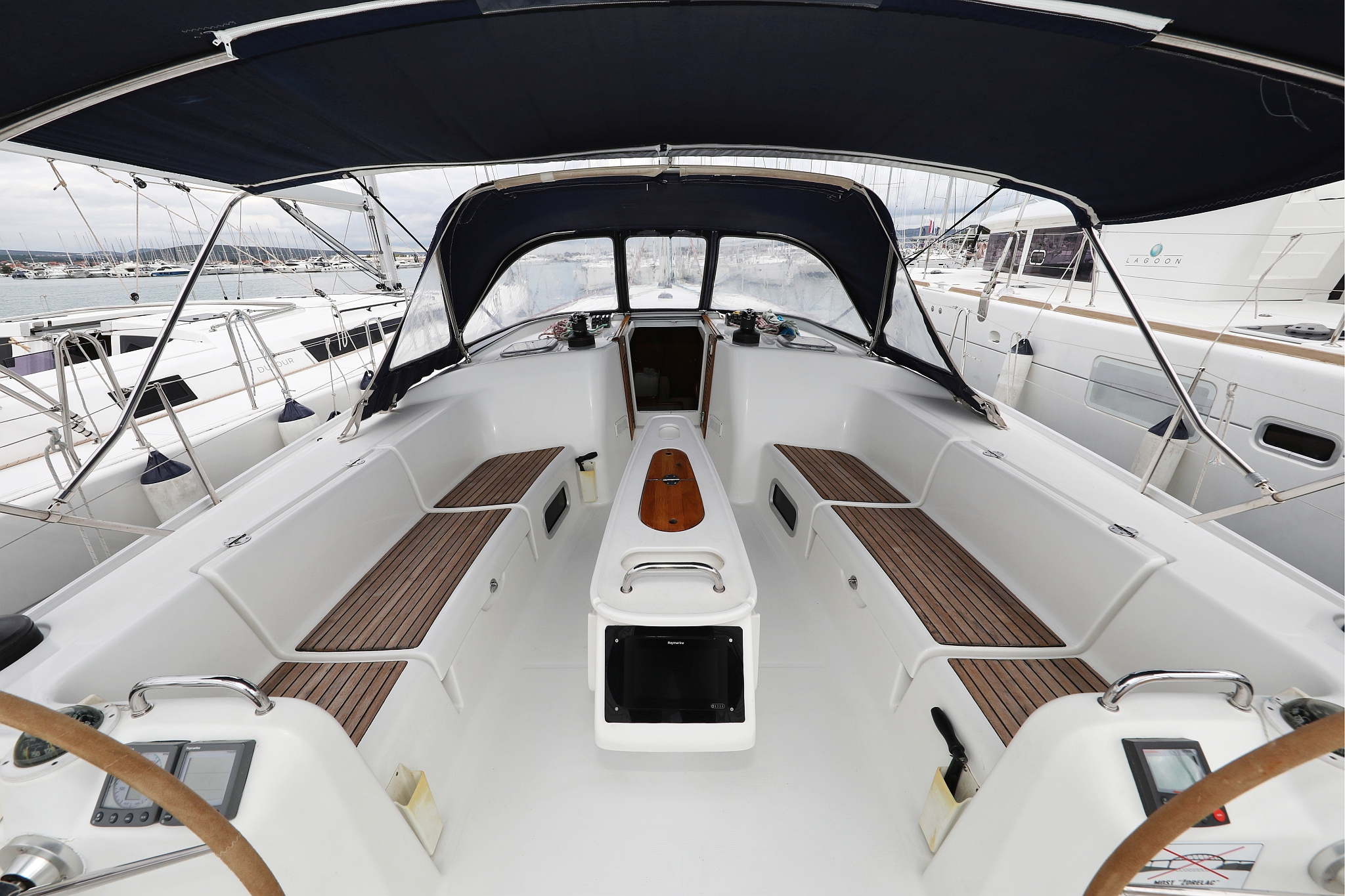 Cyclades 50.5 - 5 + 1 cab. — photo 4