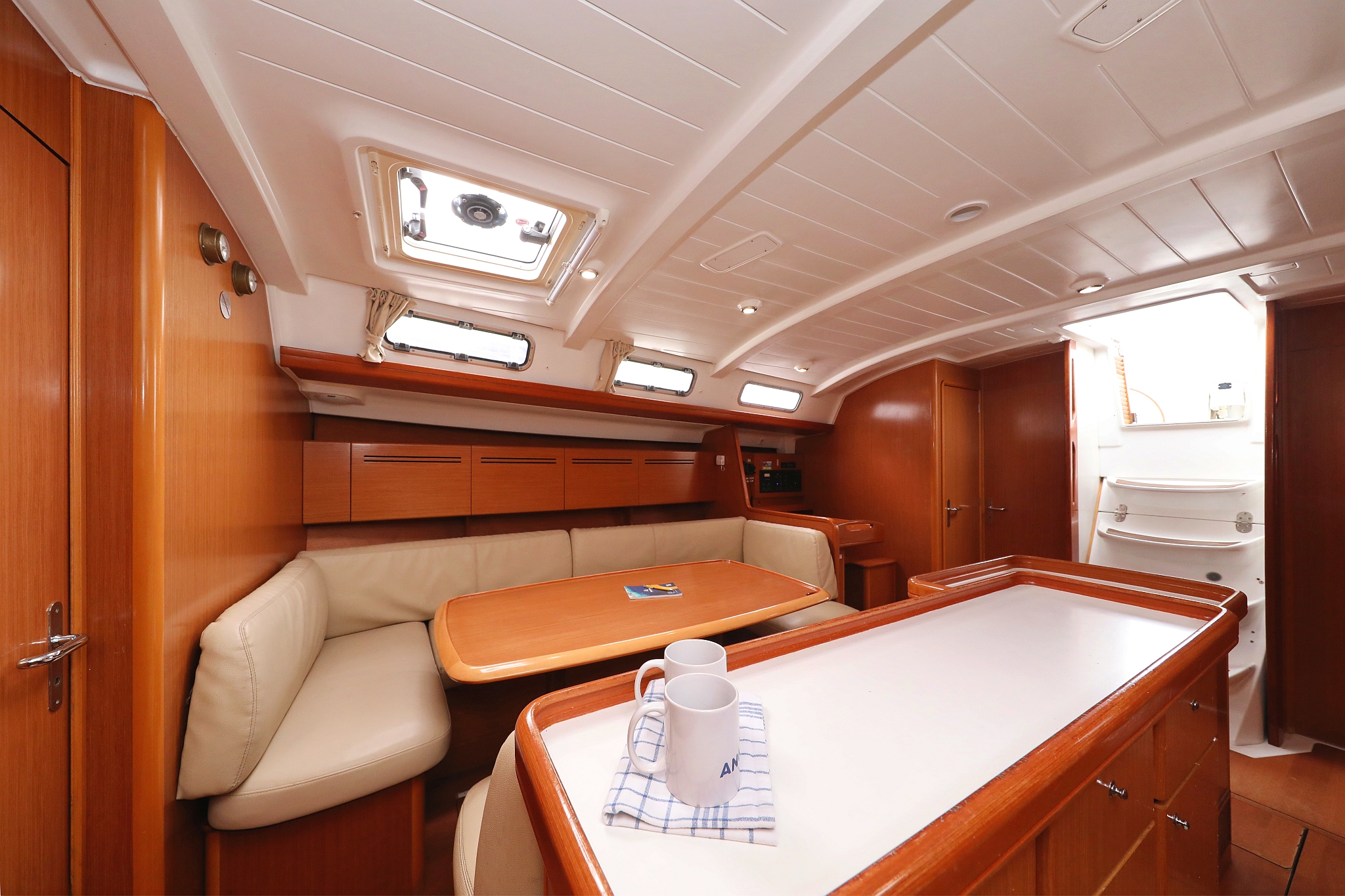 Cyclades 50.5 - 5 + 1 cab. — photo 18