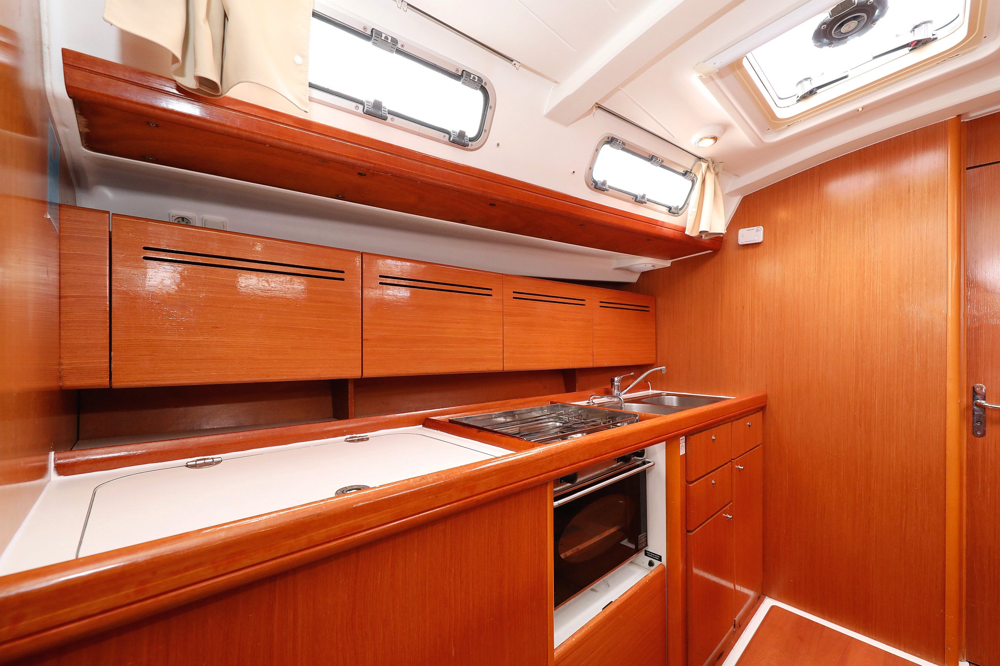 Cyclades 50.5 - 5 + 1 cab. — photo 21