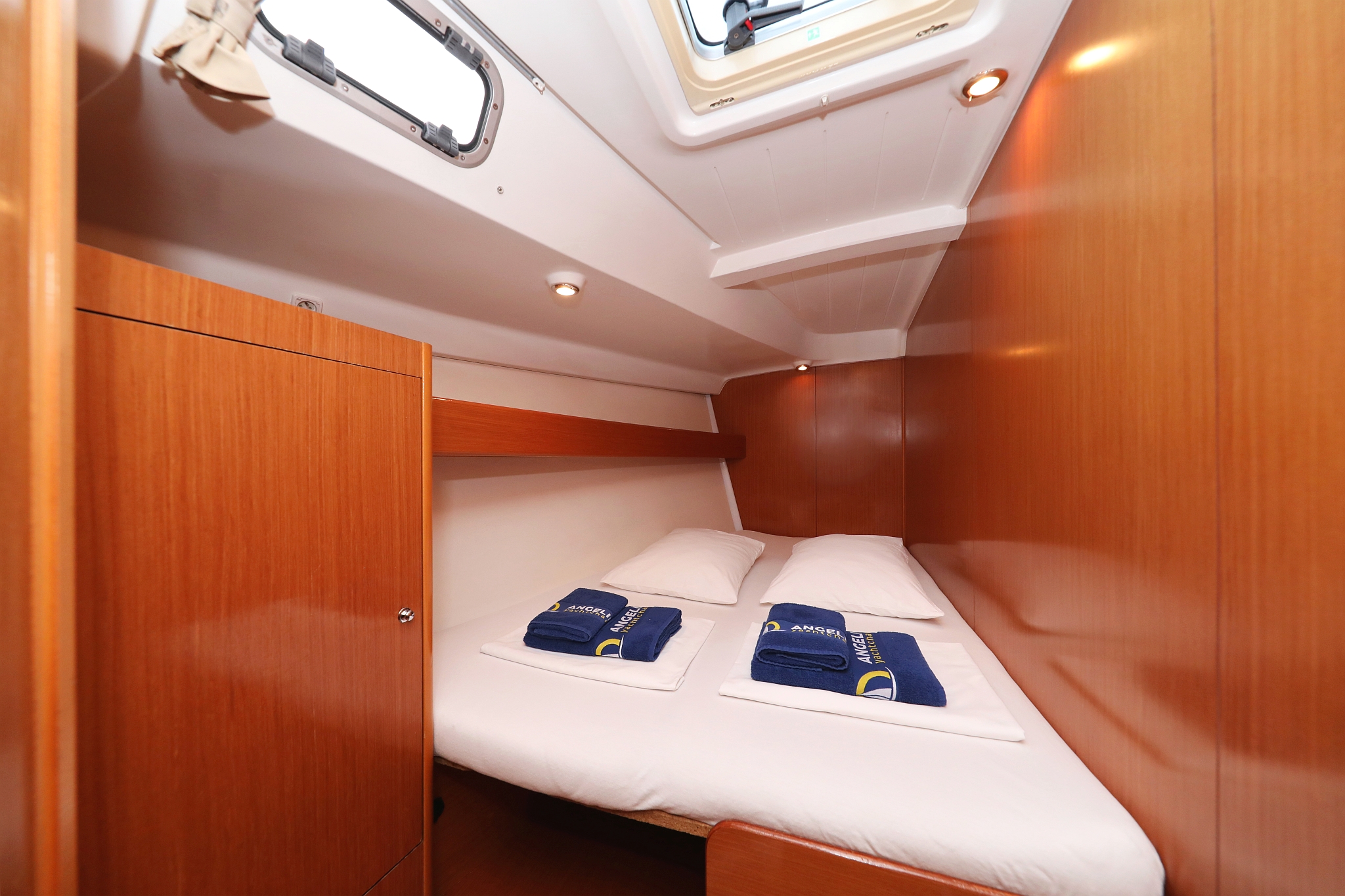 Cyclades 50.5 - 5 + 1 cab. — photo 31