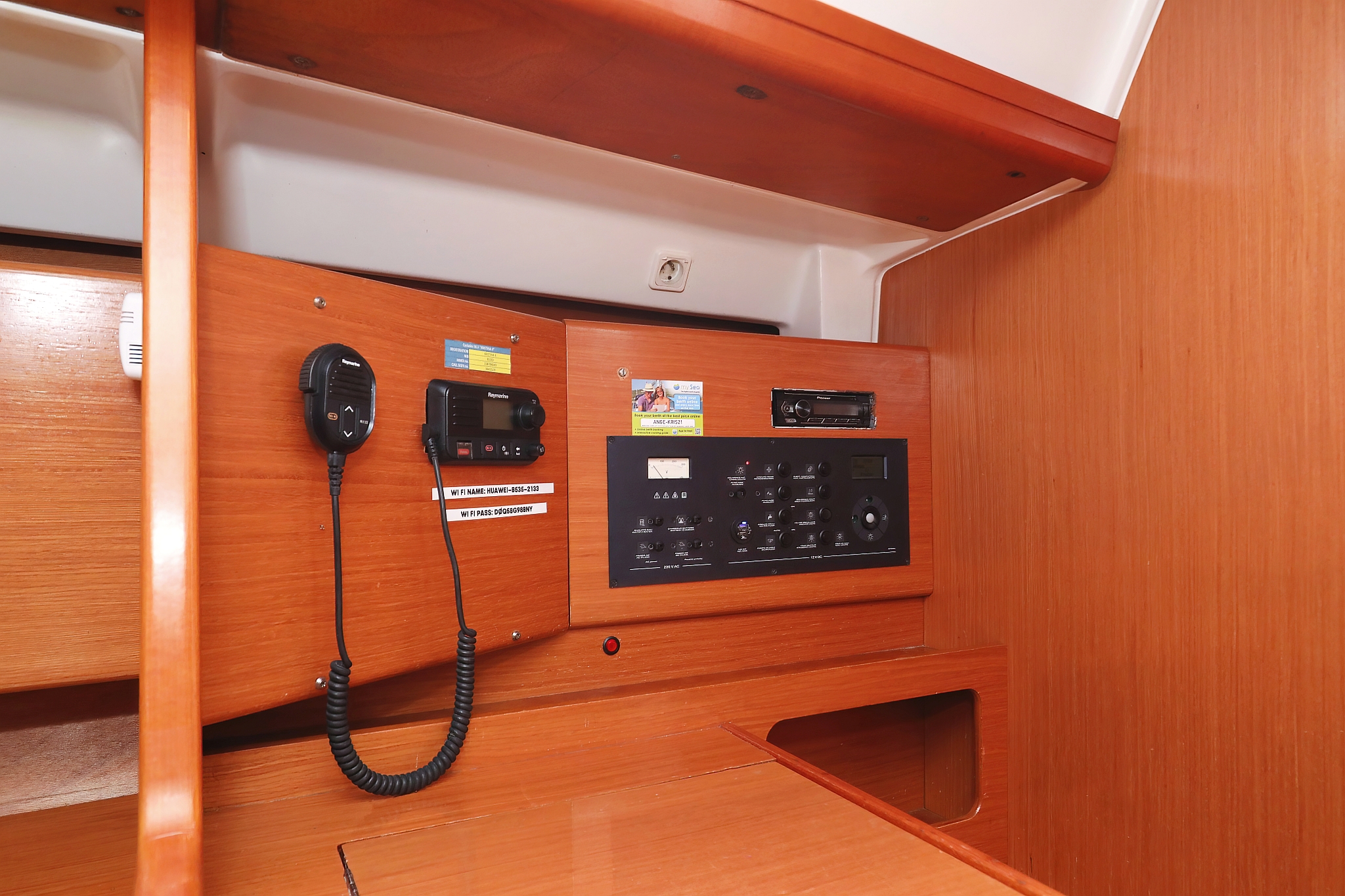 Cyclades 50.5 - 5 + 1 cab. — photo 41