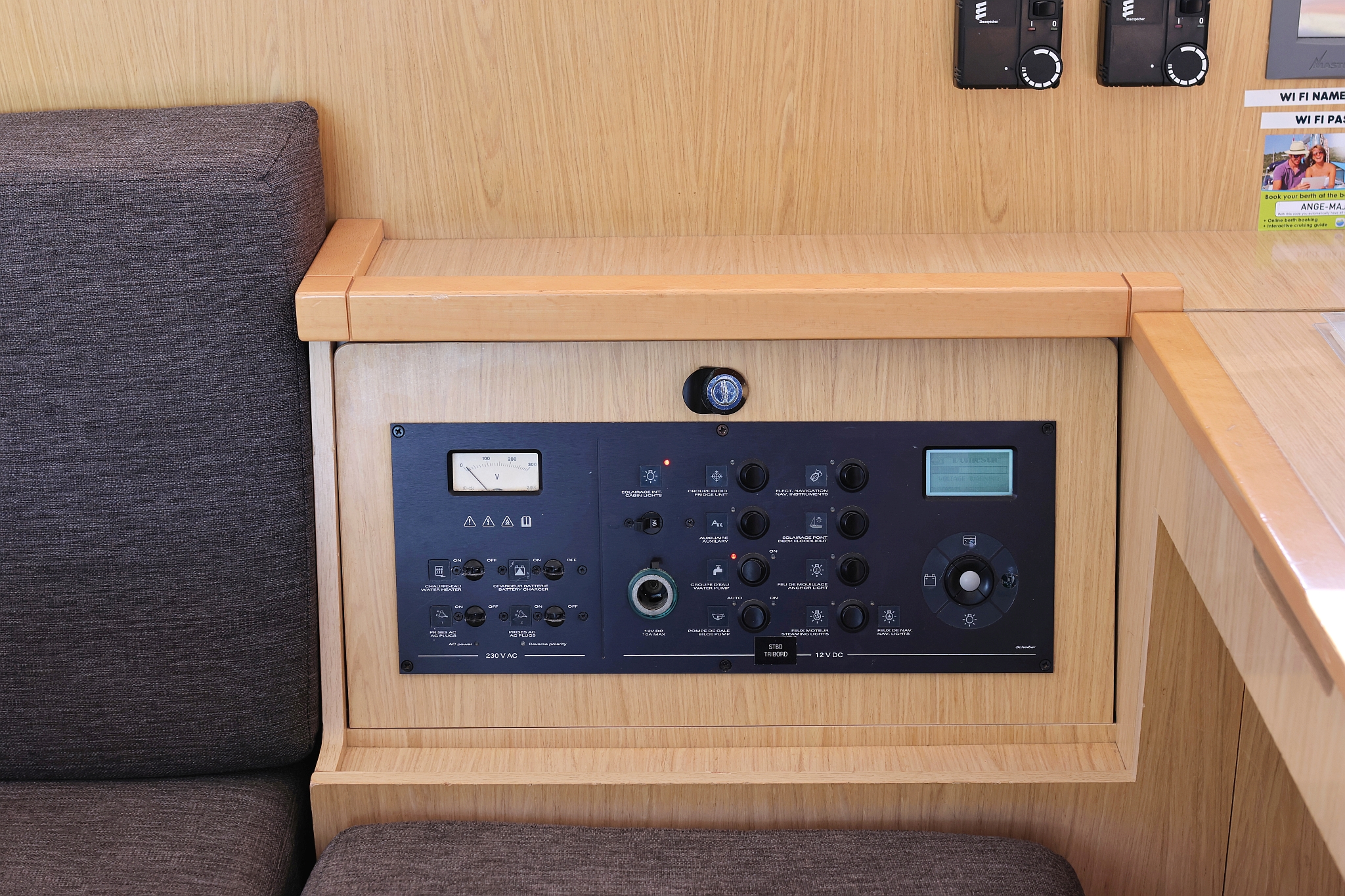 Lagoon 400 S2 - 4 + 2 cab. — photo 42