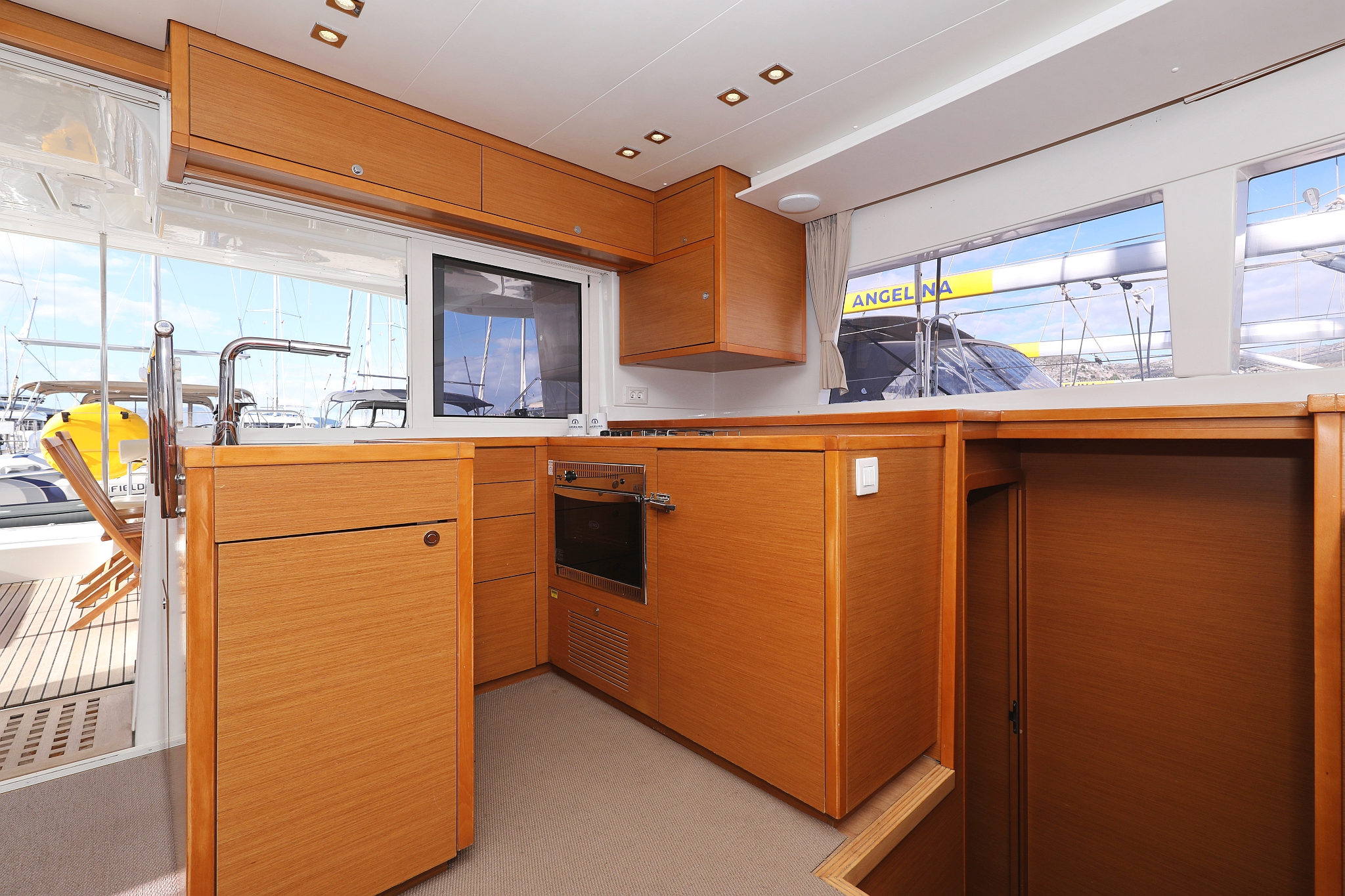 Lagoon 450 - 4 + 2 cab. — photo 18