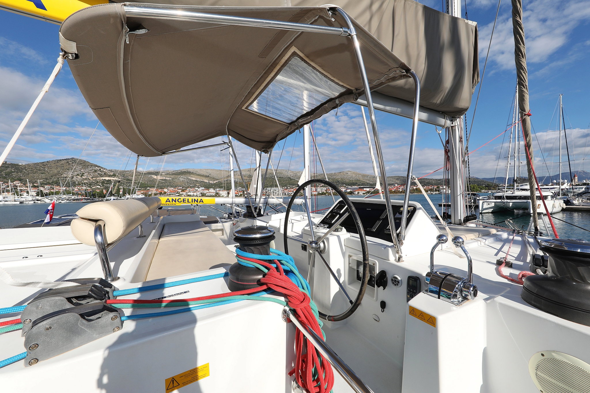 Lagoon 450 - 4 + 2 cab. — photo 25