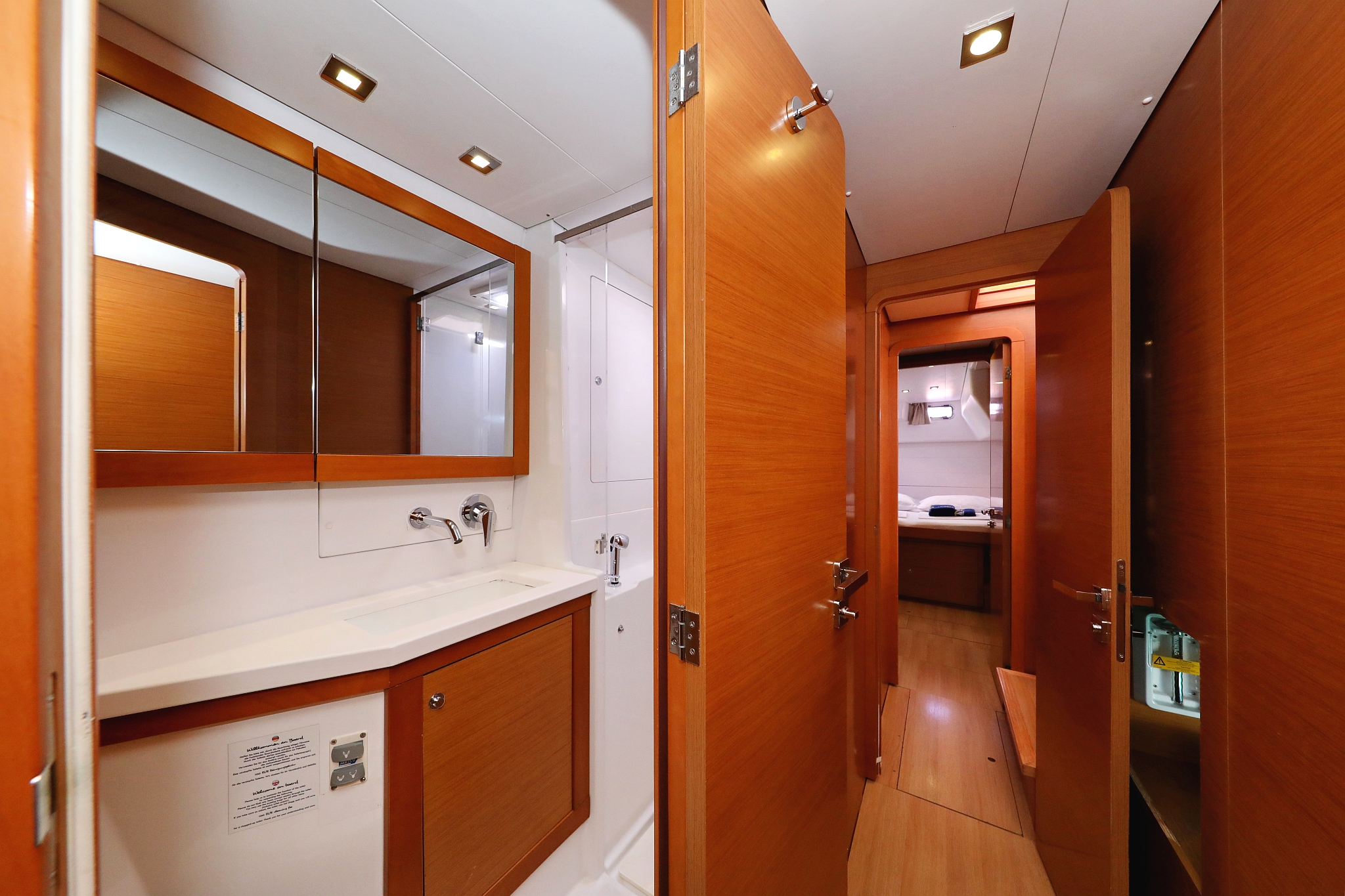 Lagoon 450 - 4 + 2 cab. — photo 9