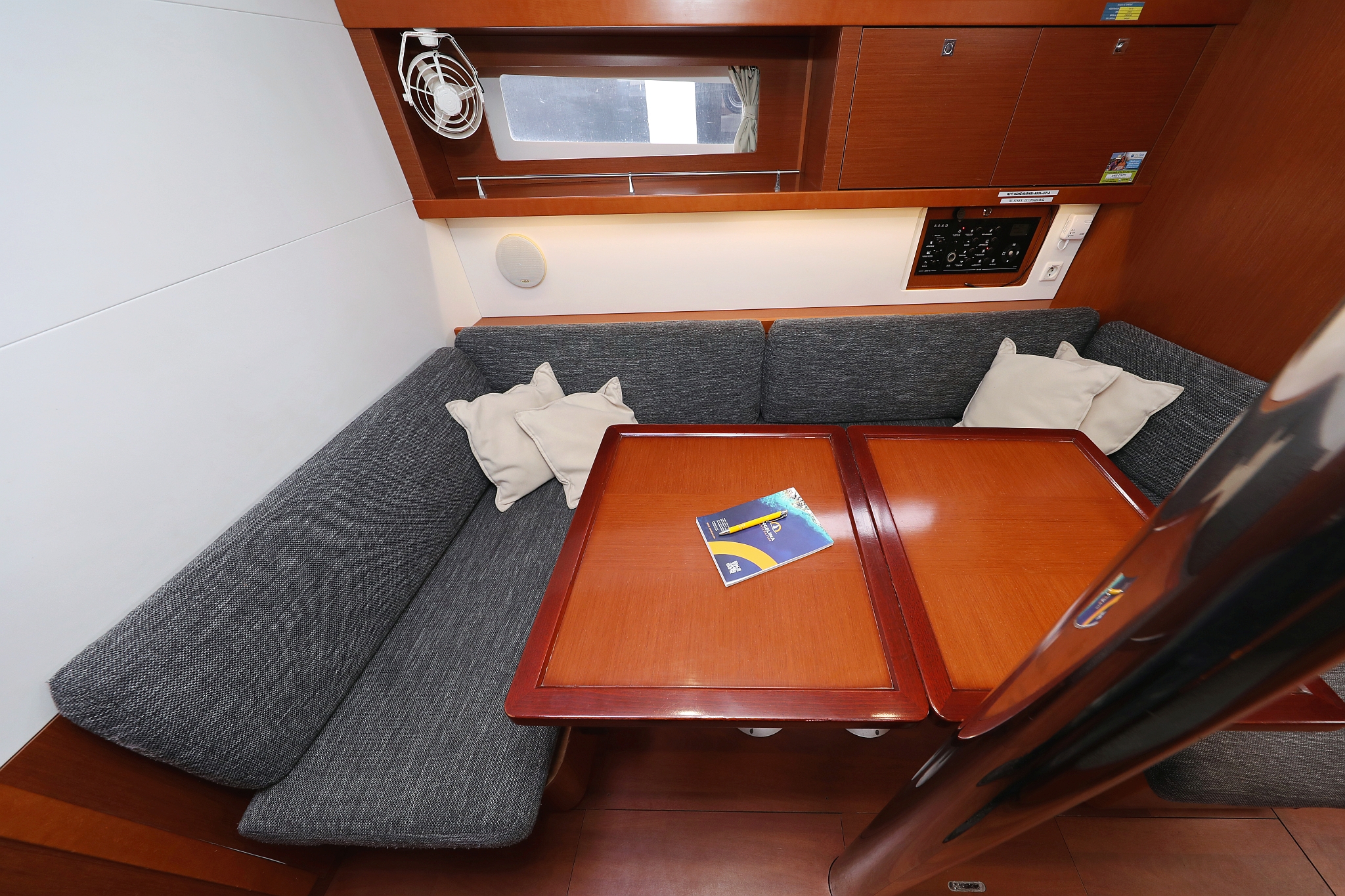 Oceanis 41 — photo 21