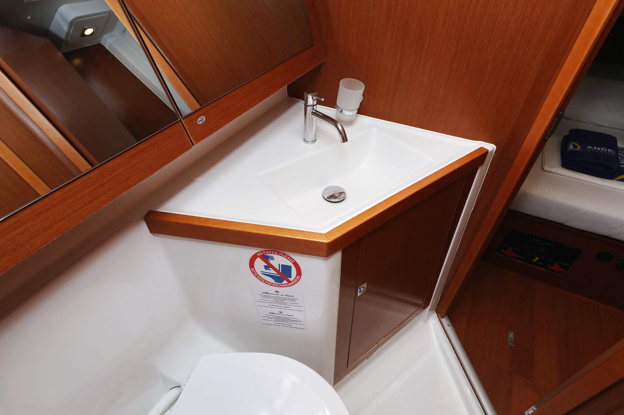 Oceanis 41 — photo 37