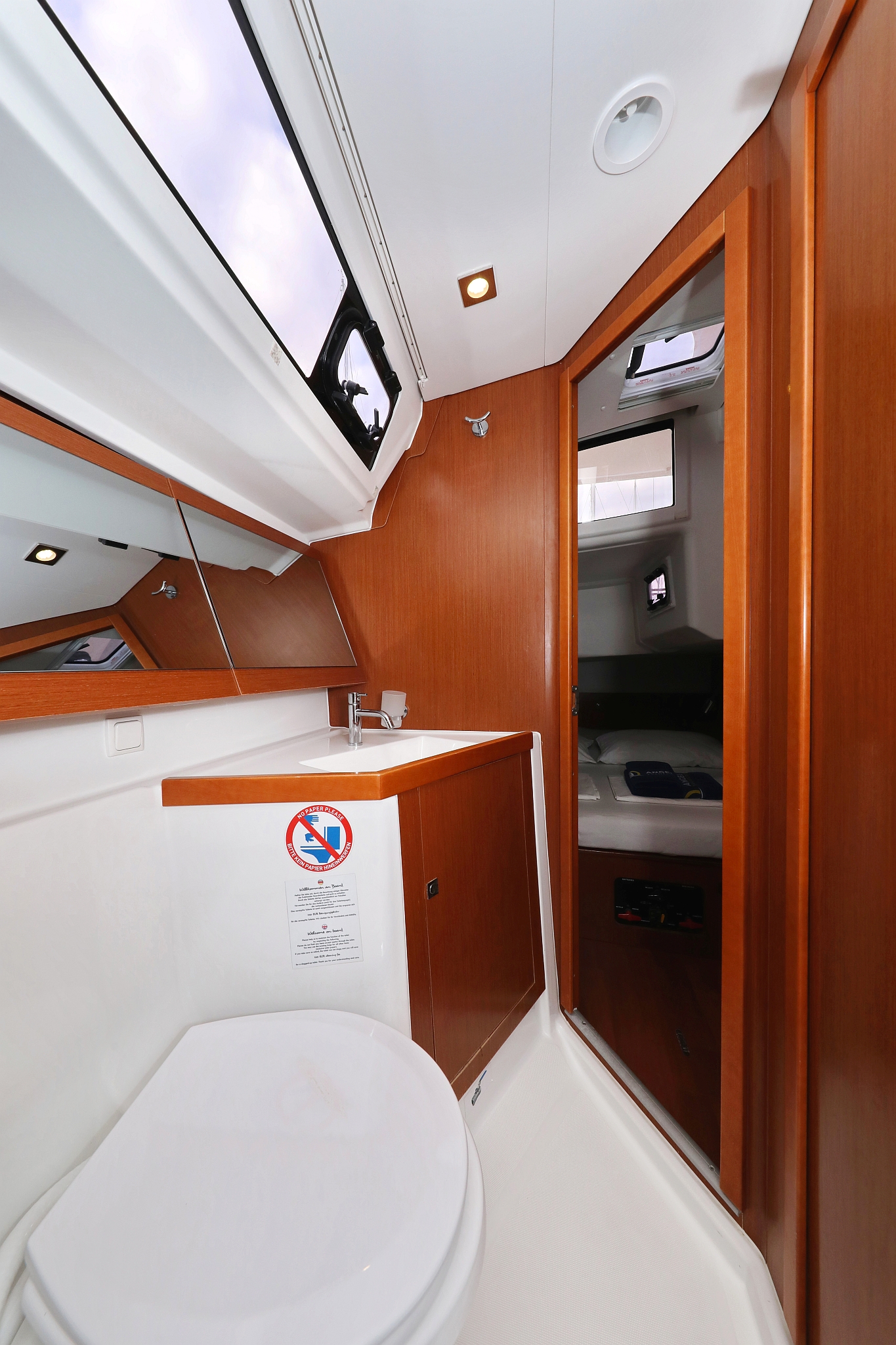 Oceanis 41 — photo 38