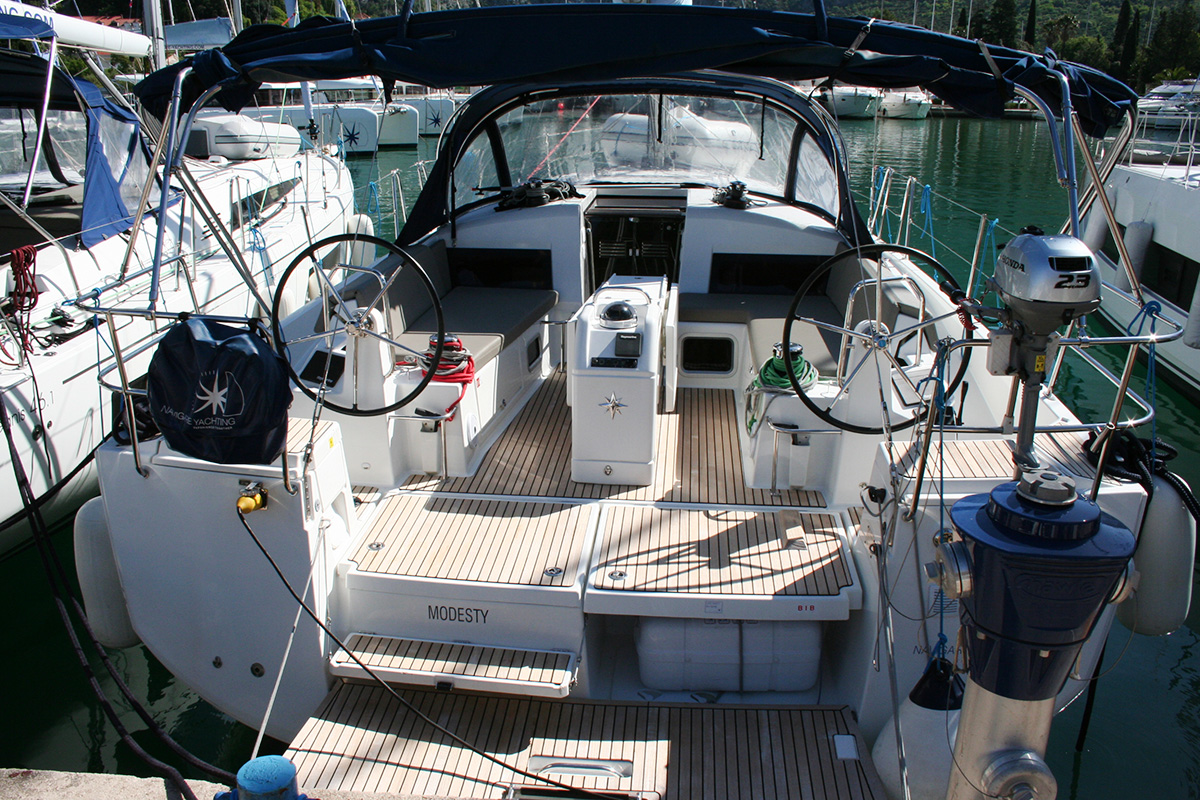 Sun Odyssey 440 - 3 cab. — photo 1