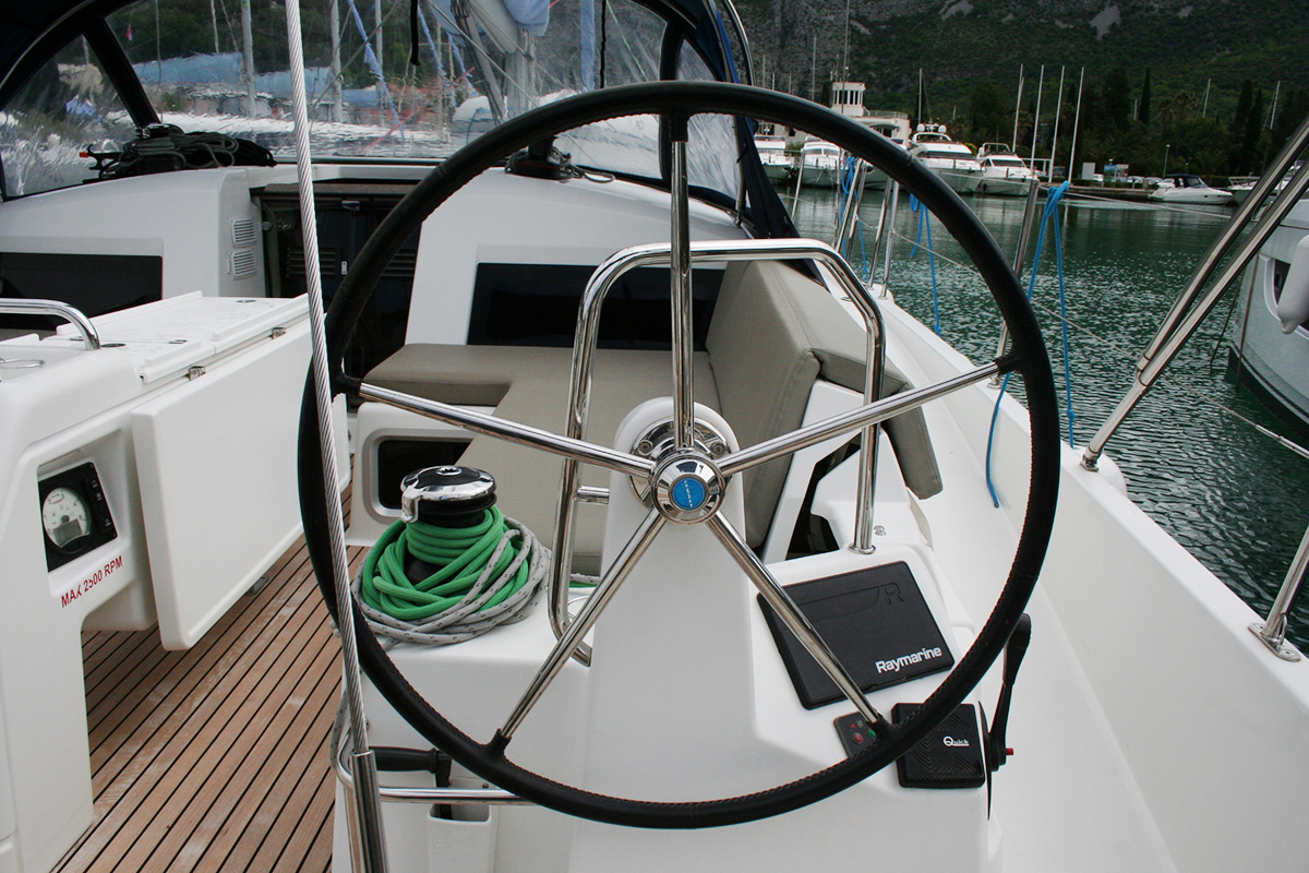 Sun Odyssey 440 - 3 cab. — photo 15