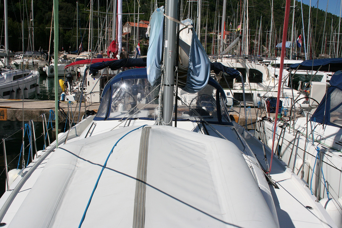 Sun Odyssey 440 - 3 cab. — photo 25