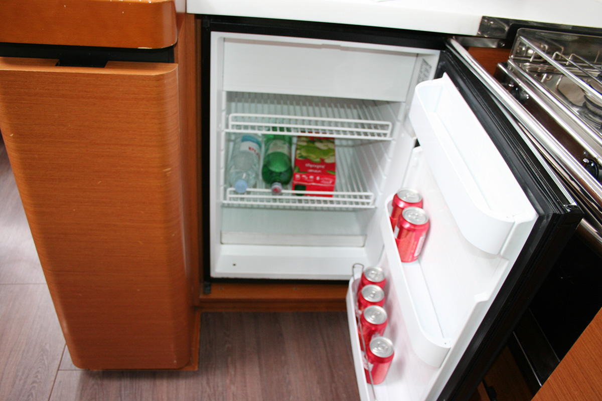 Sun Odyssey 440 - 3 cab. — photo 35