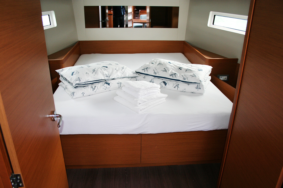 Sun Odyssey 440 - 3 cab. — photo 4