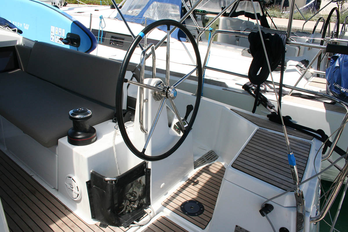Sun Odyssey 440 - 4 cab. — photo 5