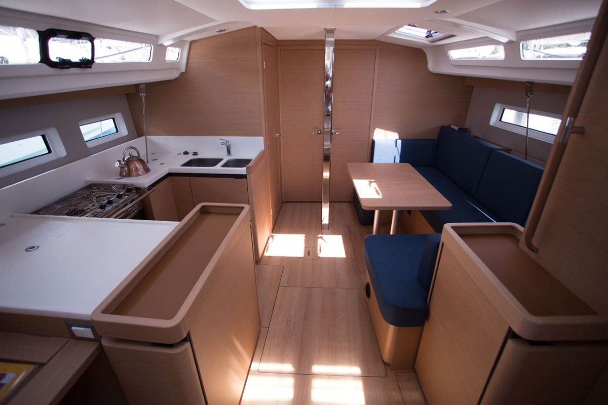 Sun Odyssey 440 - 4 cab. — photo 7