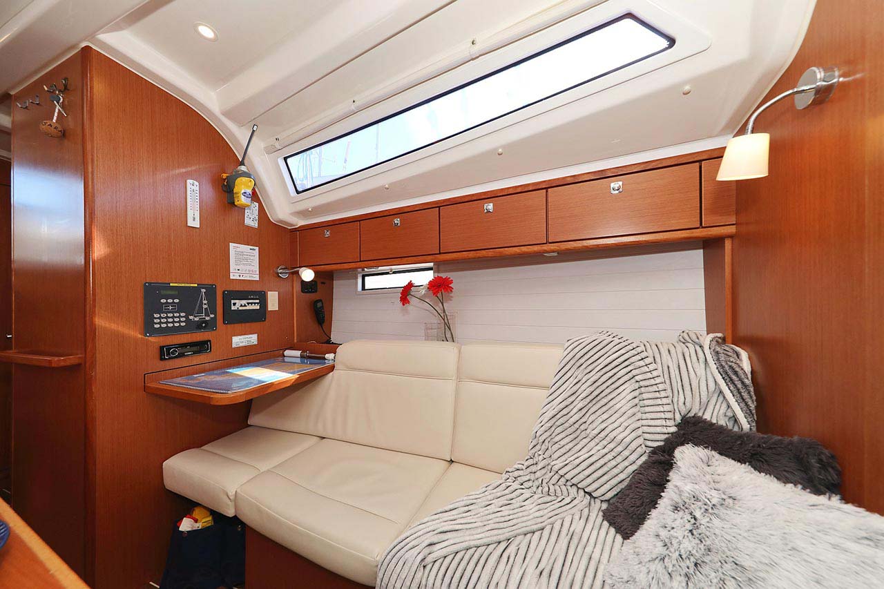 Bavaria Cruiser 37 - 3 cab. — photo 14