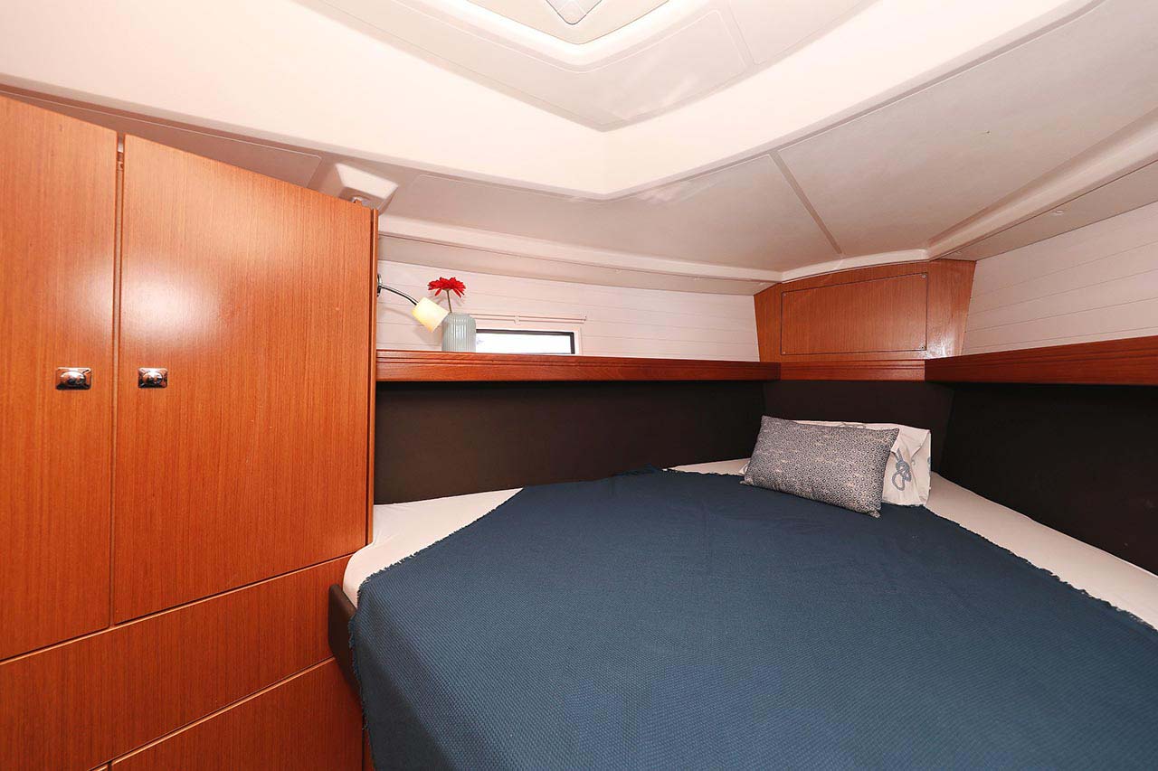 Bavaria Cruiser 37 - 3 cab. — photo 17
