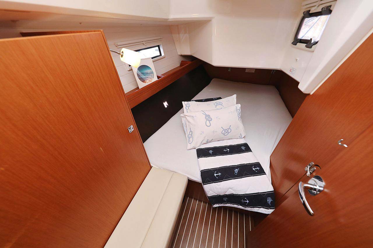 Bavaria Cruiser 37 - 3 cab. — photo 19