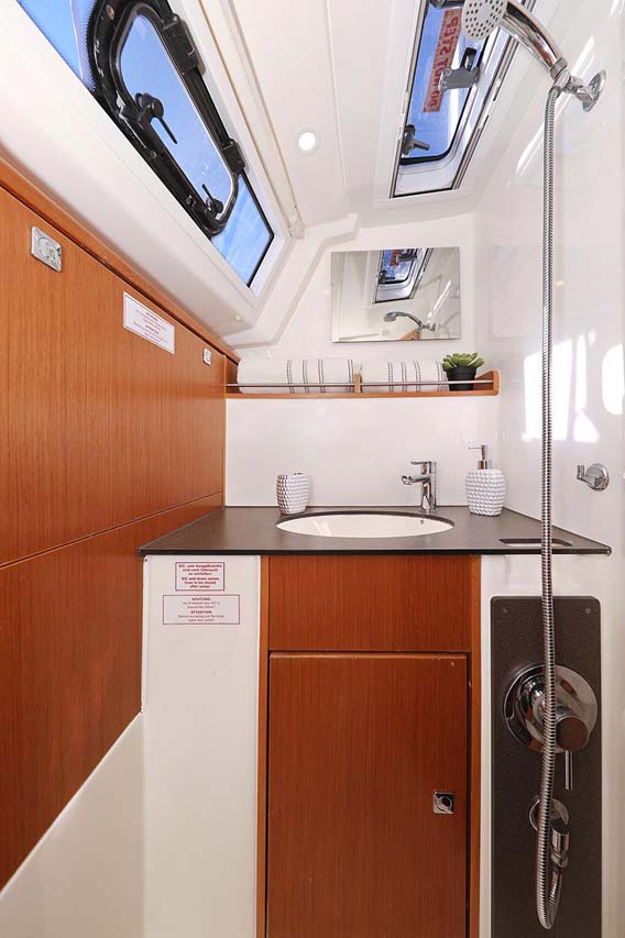Bavaria Cruiser 37 - 3 cab. — photo 23
