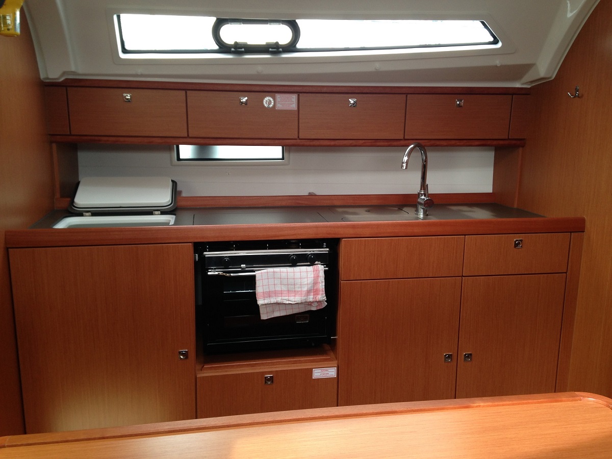 Bavaria Cruiser 41 - 3 cab. — photo 17