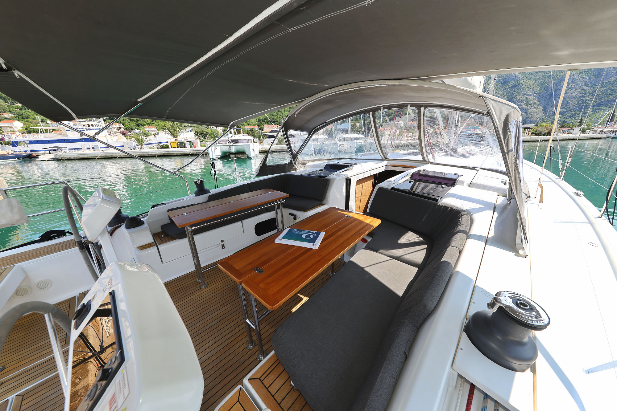 Hanse 508 - 5 + 1 cab. — photo 6