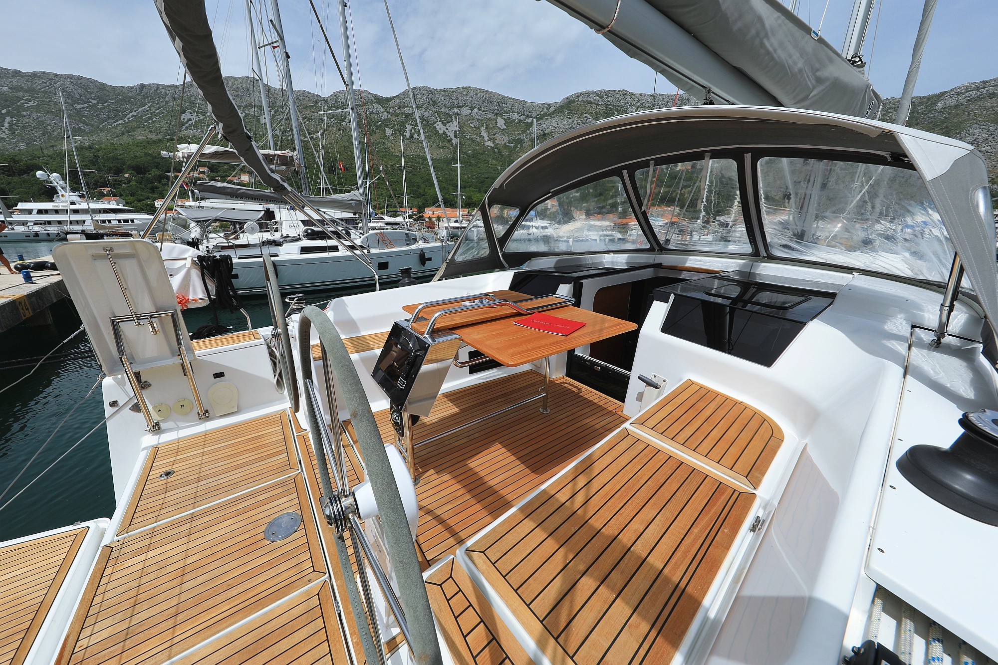 Hanse 418 - 3 cab. — photo 5
