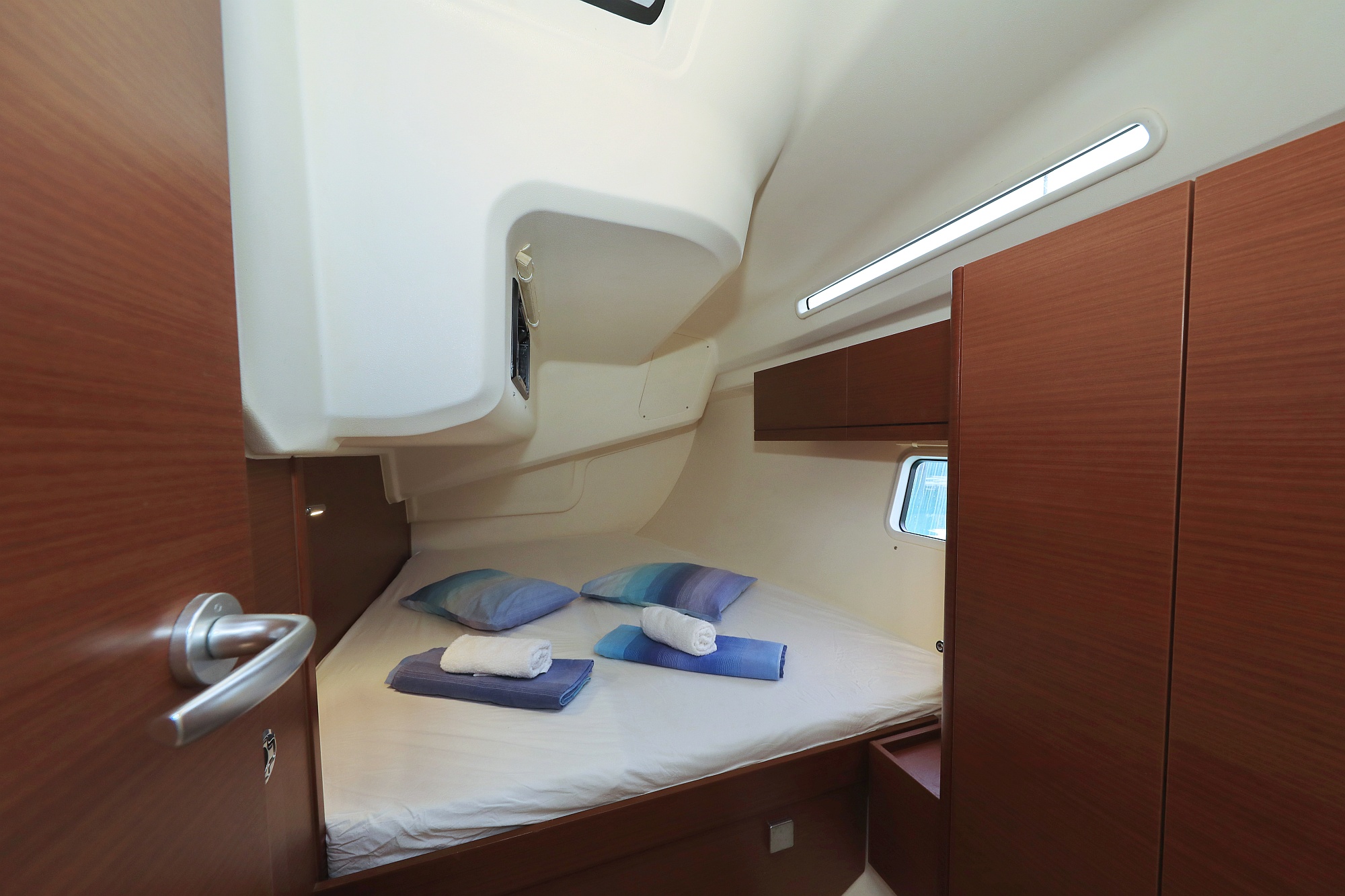Hanse 418 - 3 cab. — photo 15