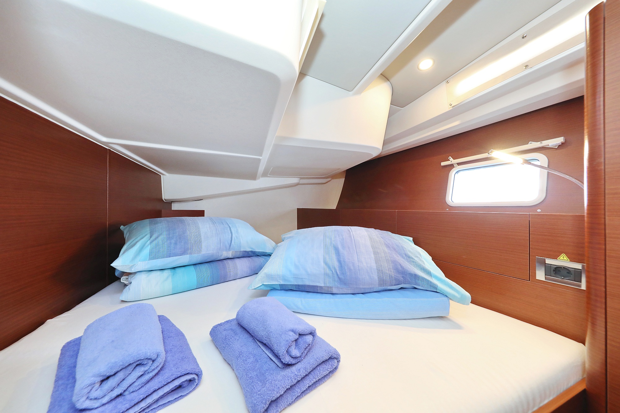 Hanse 508 - 5 + 1 cab. — photo 15