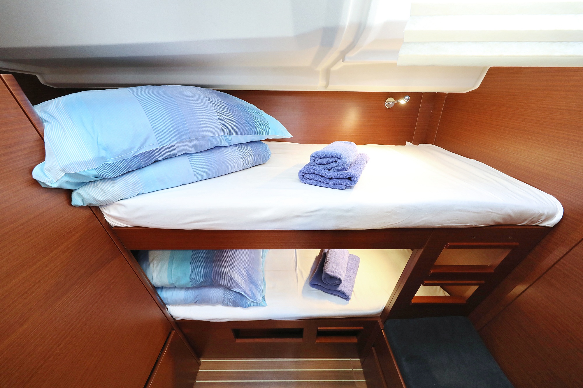 Hanse 508 - 5 + 1 cab. — photo 17