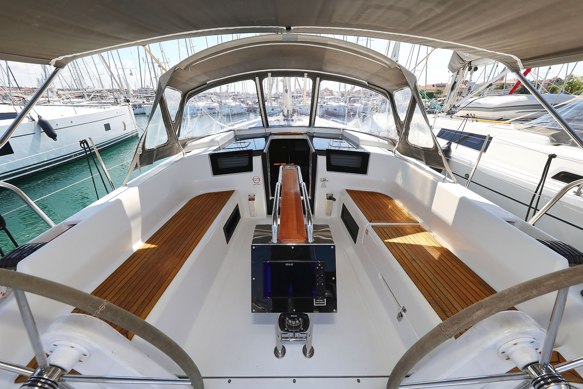 Hanse 388 — photo 3