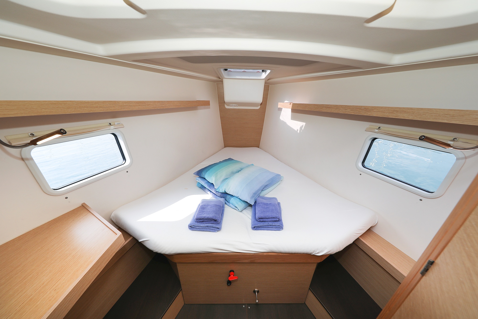 Hanse 418 - 3 cab. — photo 15