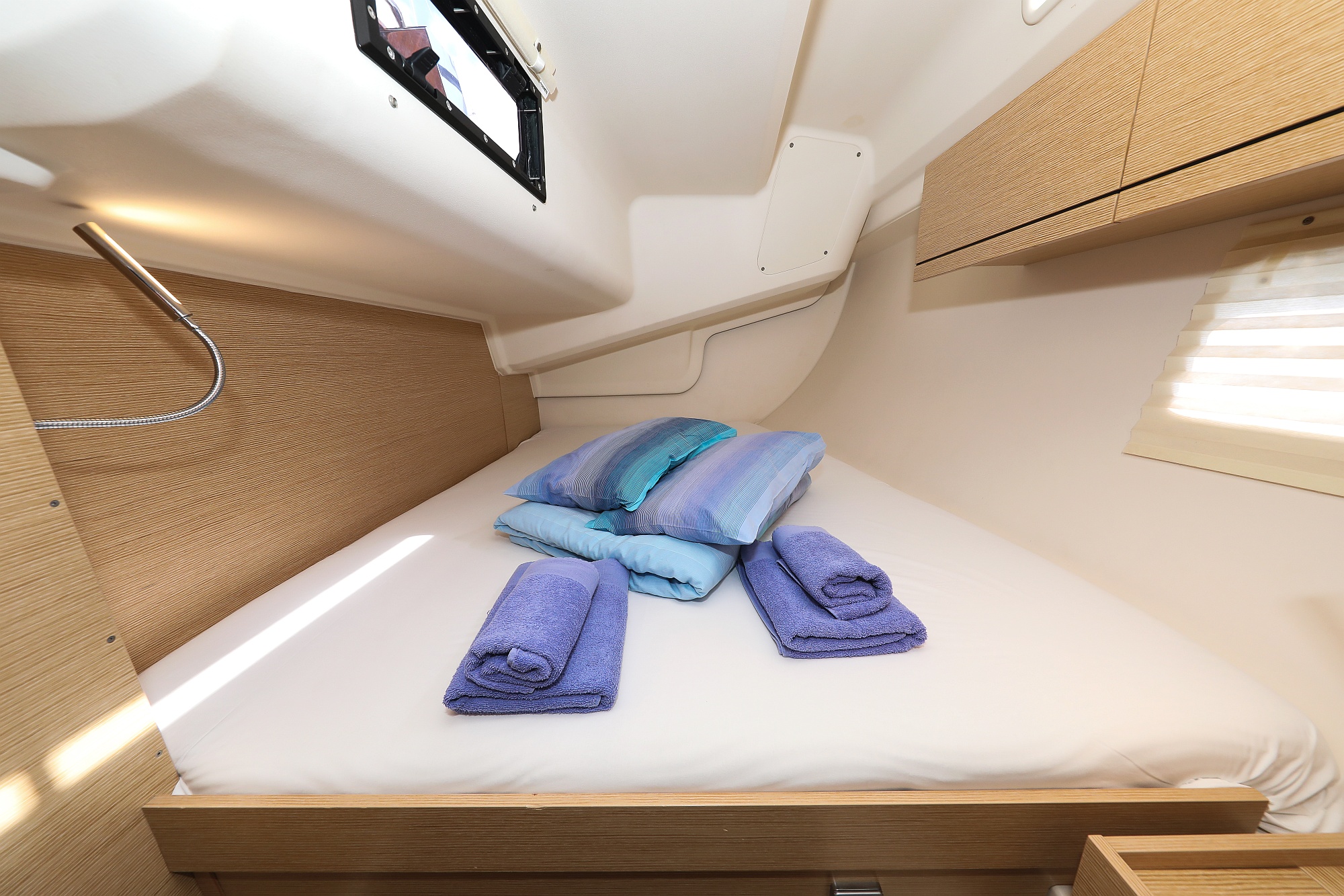Hanse 418 - 3 cab. — photo 16