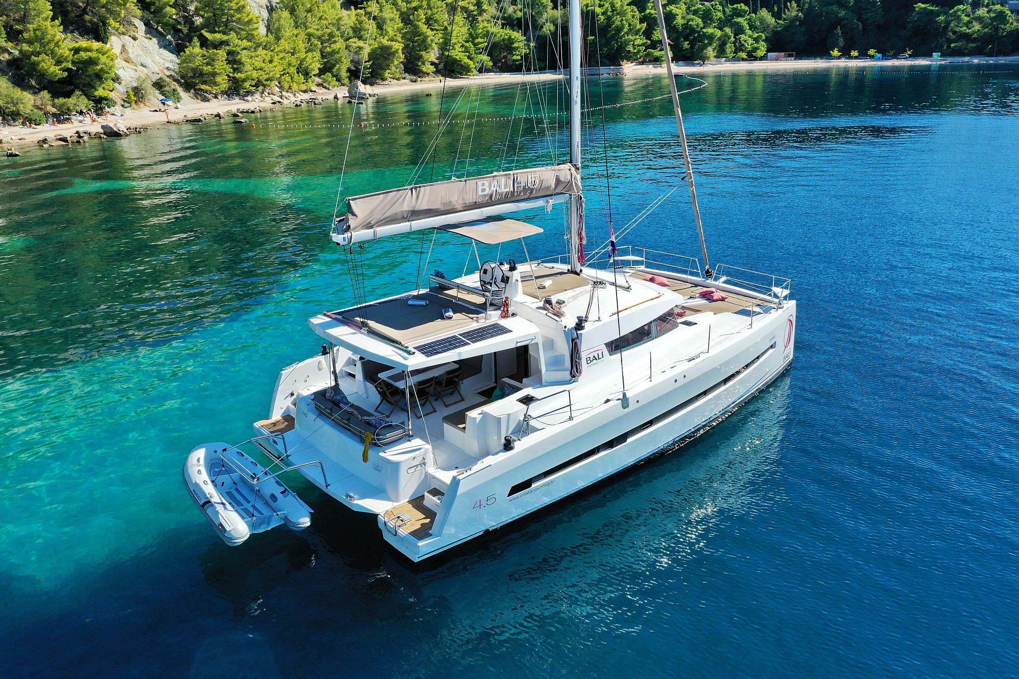 Bali 4.5 - 4 + 2 cab. — photo 4