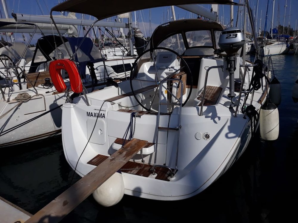 Sun Odyssey 33i - 2 cab. — photo 1