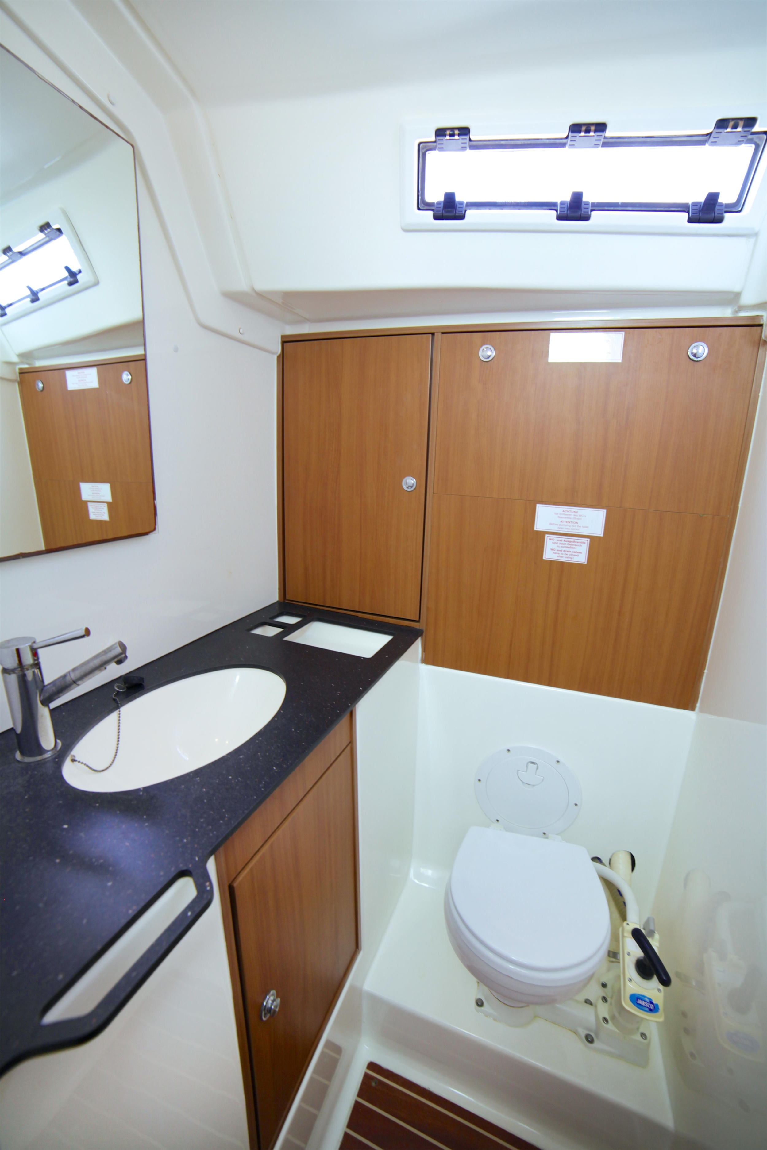 Bavaria Cruiser 45 - 4 cab. — photo 14