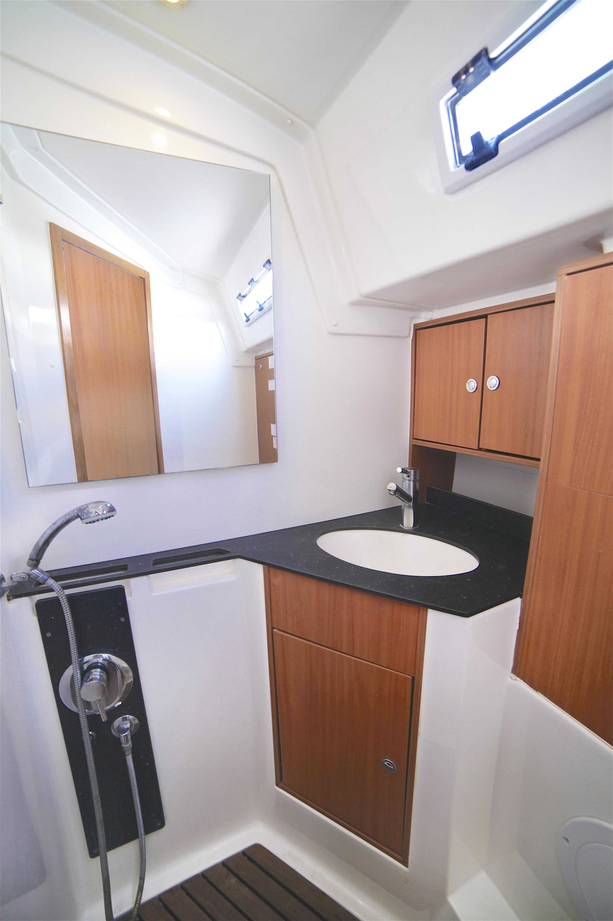 Bavaria Cruiser 45 - 4 cab. — photo 17