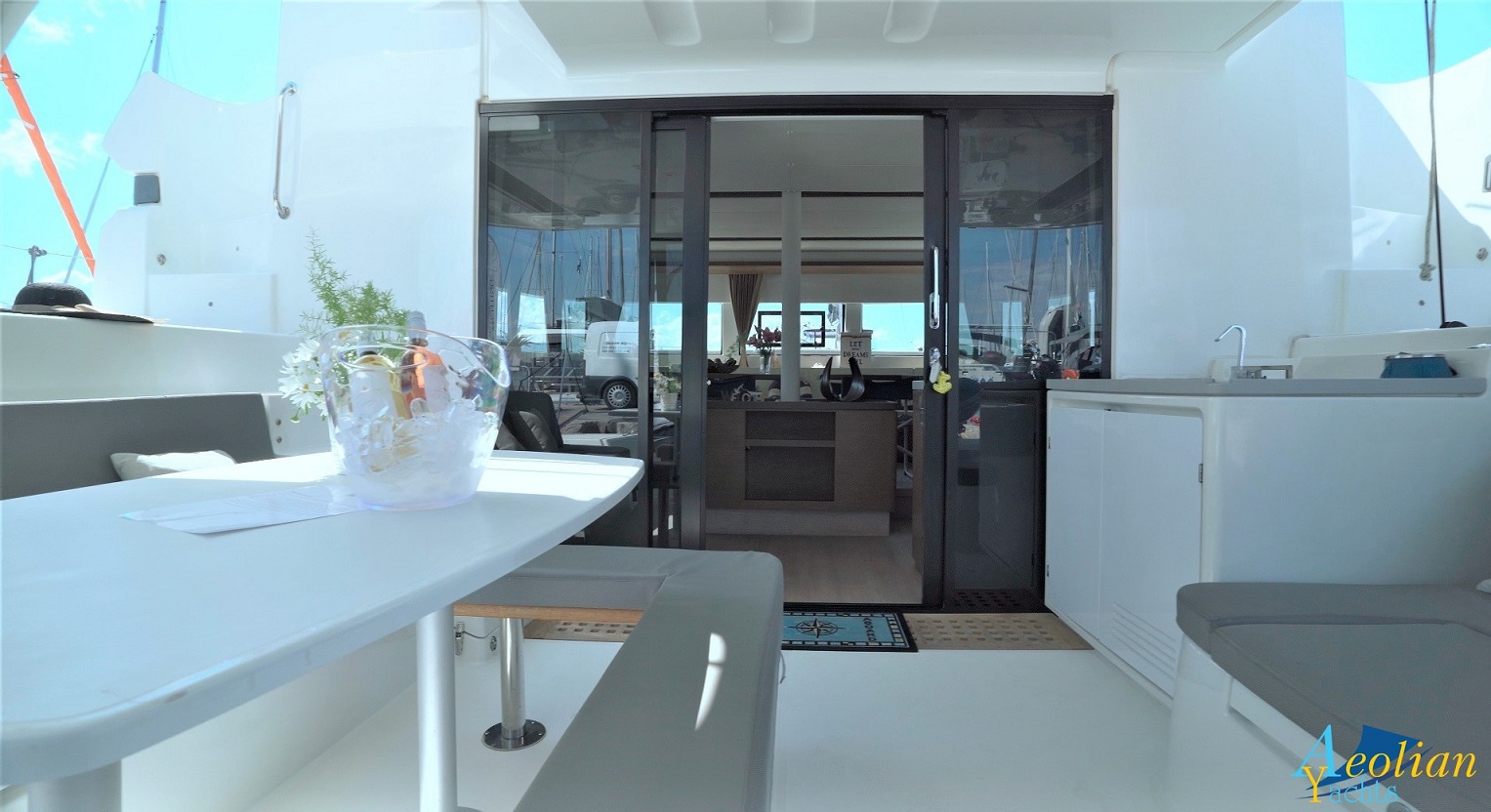 Lagoon 50 - 6 + 2 cab. — photo 6