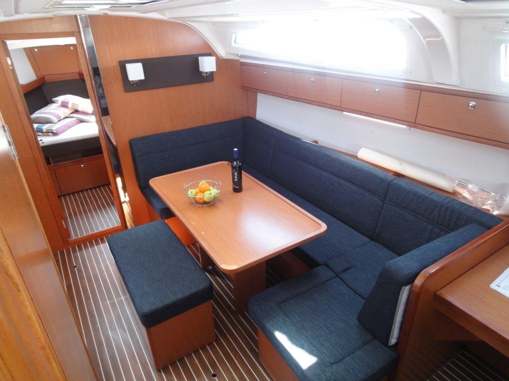 Bavaria Cruiser 41 - 3 cab. — photo 8