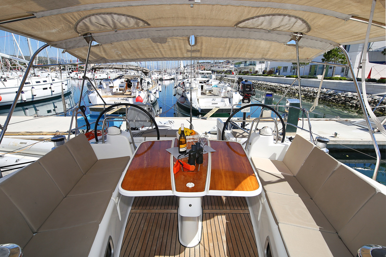 Oceanis 50 Family - 6 cab. — photo 8