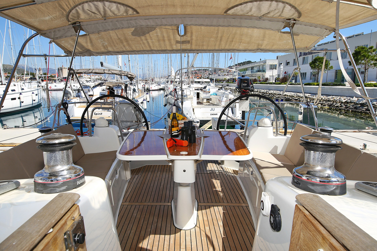 Oceanis 50 Family - 6 cab. — photo 9