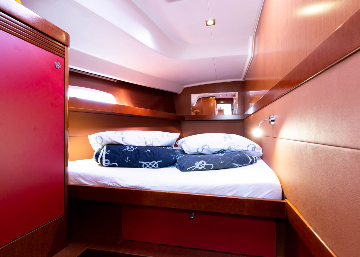Oceanis 50 Family - 6 cab. — photo 19