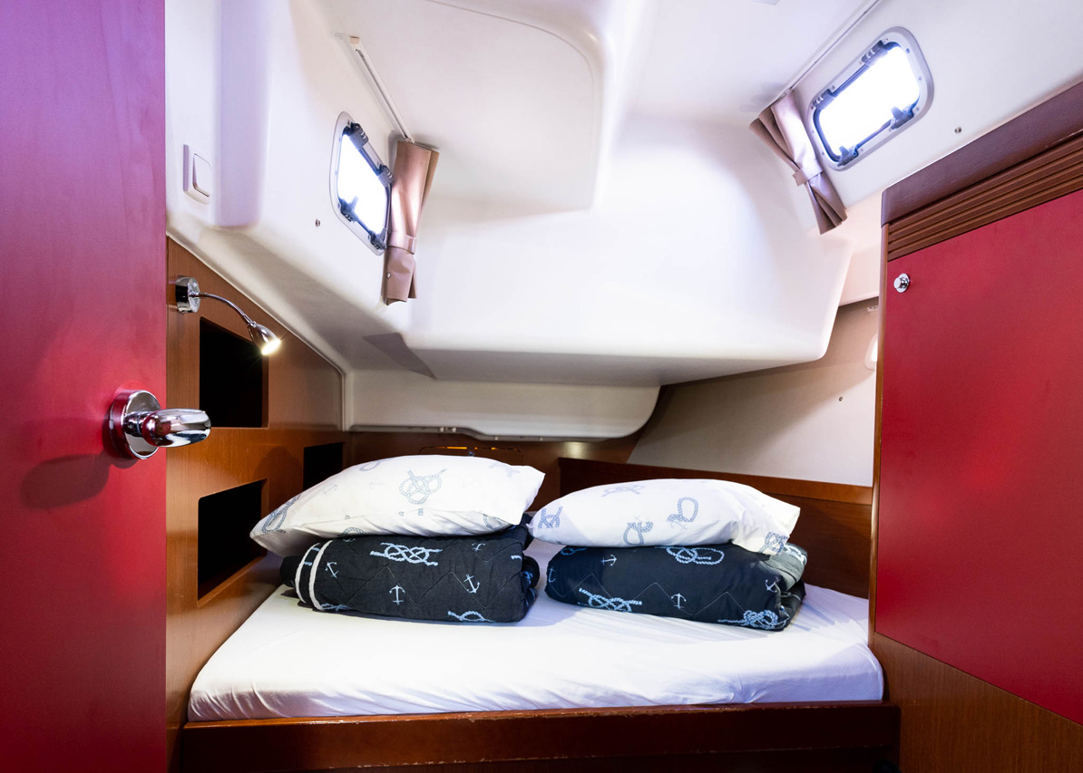 Oceanis 50 Family - 6 cab. — photo 22